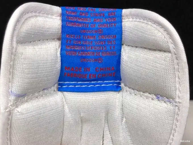 Cheap TB AQ0818-158 x AJ1 Off-Louis Jordan Air 1 OW 0512